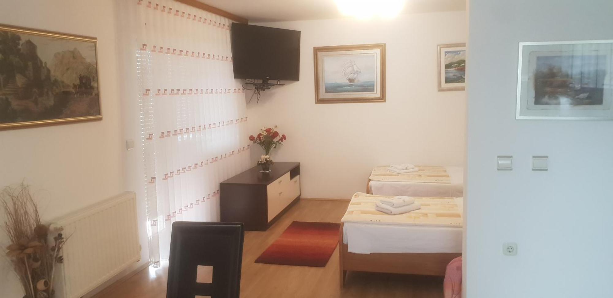 אוגולין Apartments Mise מראה חיצוני תמונה