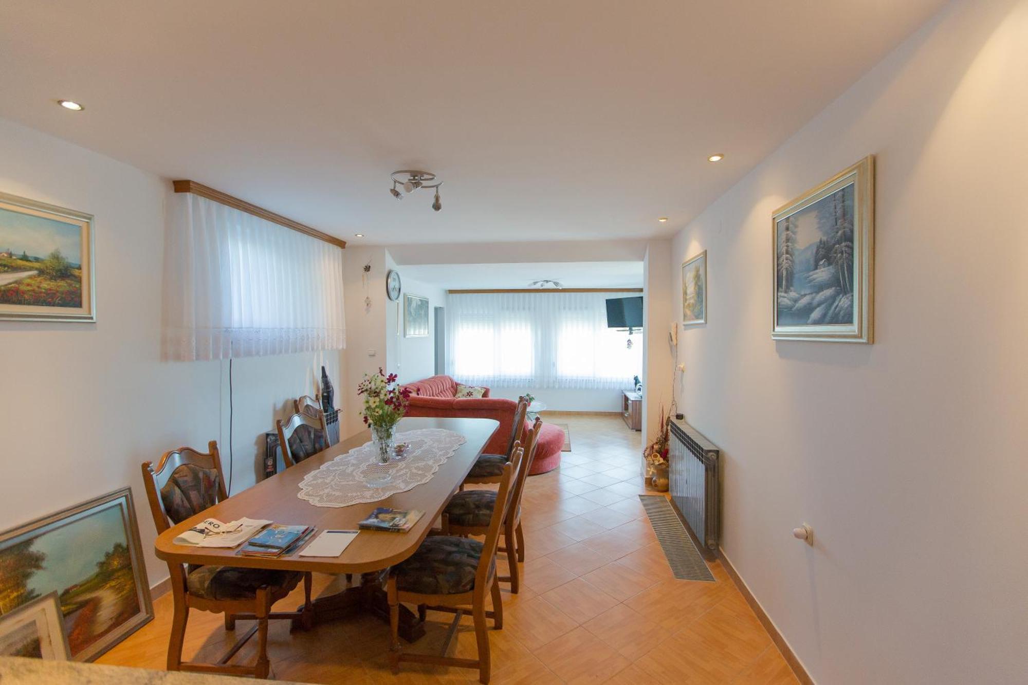 אוגולין Apartments Mise מראה חיצוני תמונה