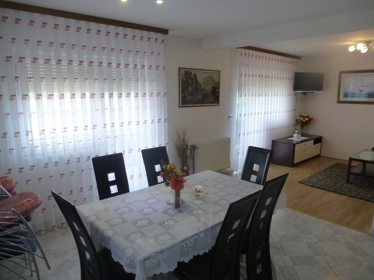 אוגולין Apartments Mise מראה חיצוני תמונה